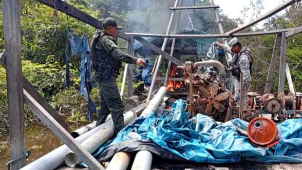Las dragas fueron destruidas tras operativos