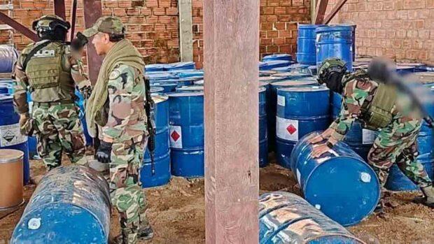 personal de la Felcn incauta químicos en el trópico de Cochabamba