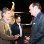 el presidente Rodrigo Paz es recibido en el aeropuerto de Ciudad de Panamá