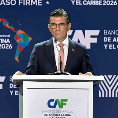 el presidente Rodrigo Paz en el Foro Económico de la CAF