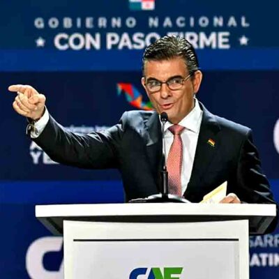 Rodrigo Paz, presidente de Bolivia, en el Foro de la CAF en Panamá