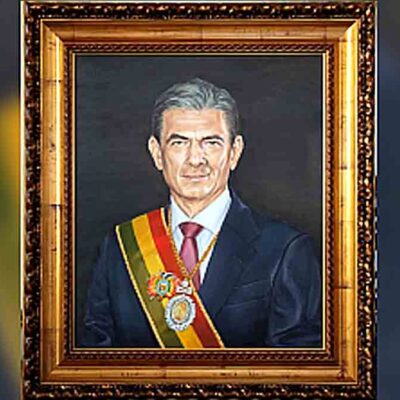 el retrato del presidente Rodrigo Paz en la Casa de la Libertad en Sucre
