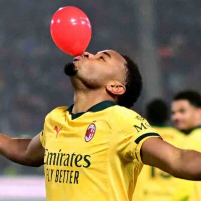 AC Milan vence a Bolonia 3-0