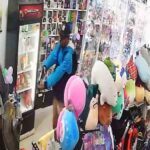 atraco a tienda de anime en Santa Cruz