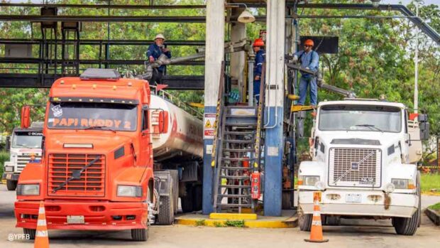 cisternas de combustible importado de Argentina