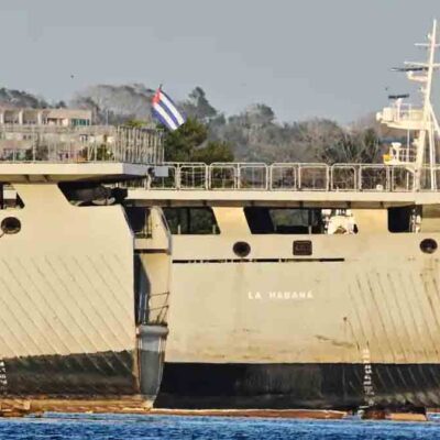Buques de la Guardia Costera en las costas de La Habana