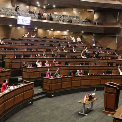 Diputados forma comisión investigadora de YPFB