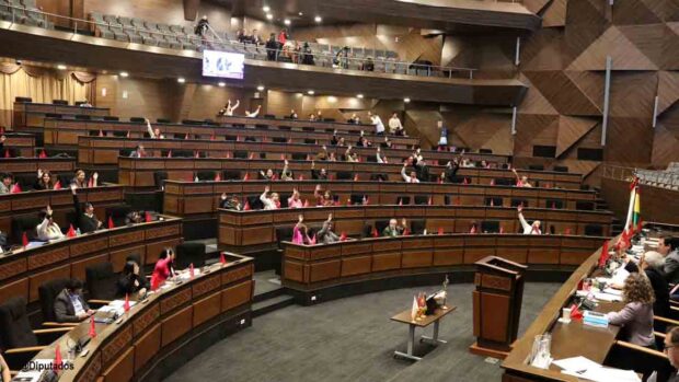 Diputados forma comisión investigadora de YPFB
