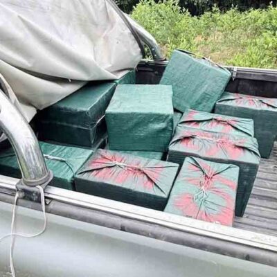 secuestran droga en pista clandestina en Villa Tunari