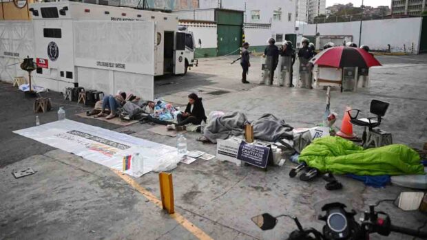 huelga de familiares presos políticos en Venezuela