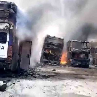 los buses que se incendiaron