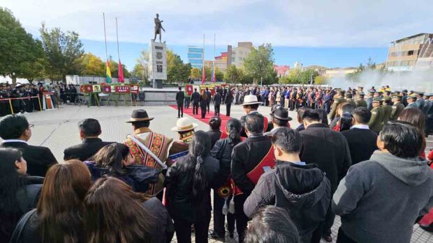 acto protocolar de celebración de la gesta libertaria de Oruro