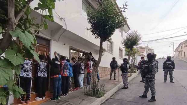 los pandilleros arrestados en Sucre