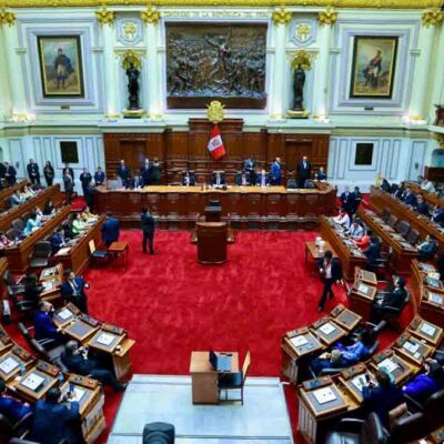 Perú crea delito de revelación de información reservada