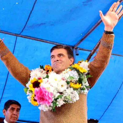 el presidente Rodrigo Paz en un acto en Copacabana