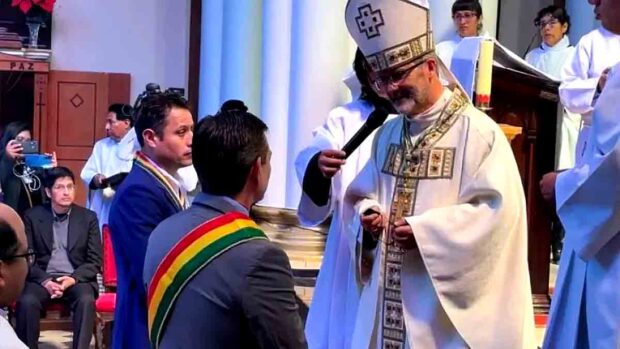 el obispo de Oruro exhorta a Paz y Lara