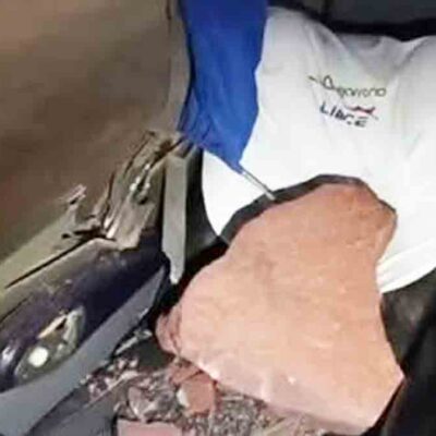 roca ce sobre un bus