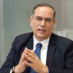 el presidente de Yacimientos Petrolíferos Fiscales Bolivianos, Yussef Akly Flores