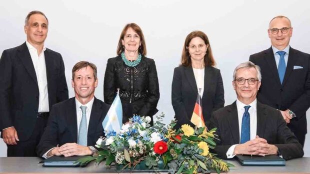 firma del contrato de exportación de gas entre Argentina y Alemania