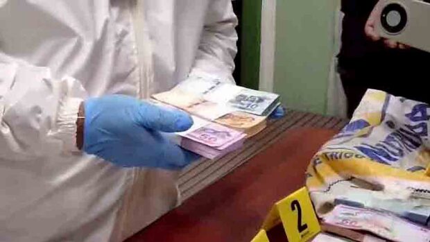 billetes recuperados por la policía