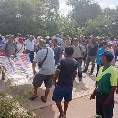 productores de arroz bloquean la carretera bioceánica en Santa Cruz