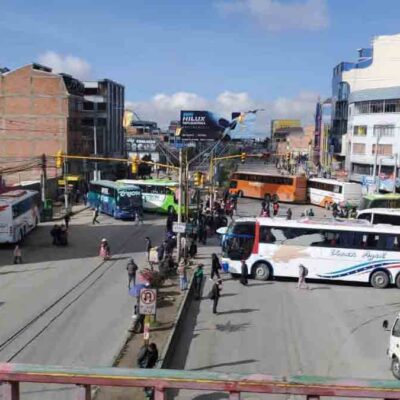 bloqueo de choferes en El Alto