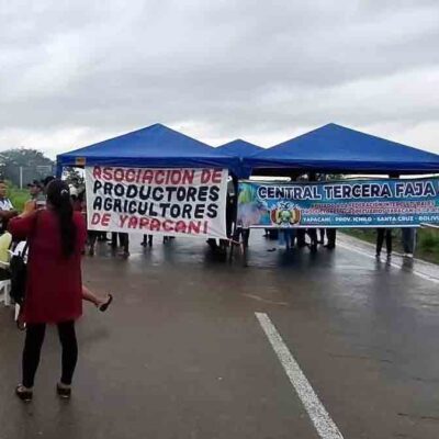 bloqueo de productores de soya y arroz en Yapacaní