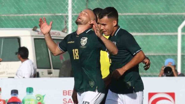 Godoy celebra el tanto marcado a trinidad y Tobago