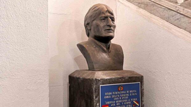 busto de Evo Morales en el antiguo Palacio Legislativo