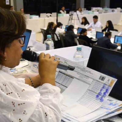 computo de actas de escrutinio en Cochabamba
