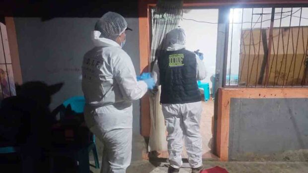personal del IDIF en el domicilio donde ocurrió el múltiple infanticidio