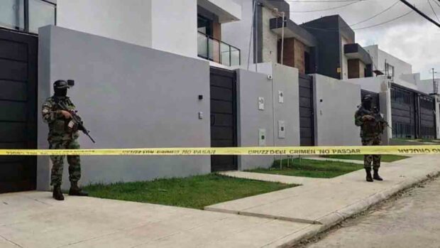 policías custodian casa vinculada a Marset