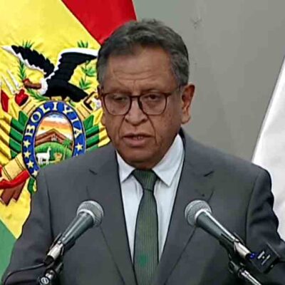el ministro de Gobierno, Marco Antonio Oviedo