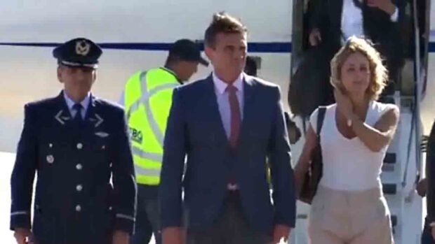el presidente Rodrigo Paz llega a Chile acompañado de su esposa