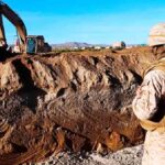 la apertura de una zanja en la frontera con Bolivia