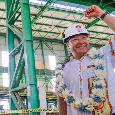 el expresidente Luis Arce en el Complejo Siderúrgico del Mutún