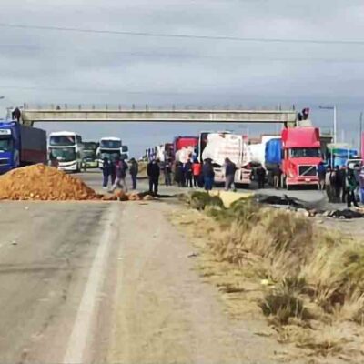 bloqueo en la ruta La Paz - Oruro