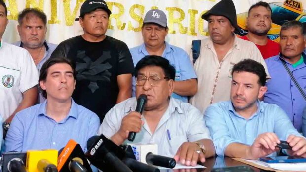 el ministro Zamora, el dirigente de los choferes y el presidente de la ABC