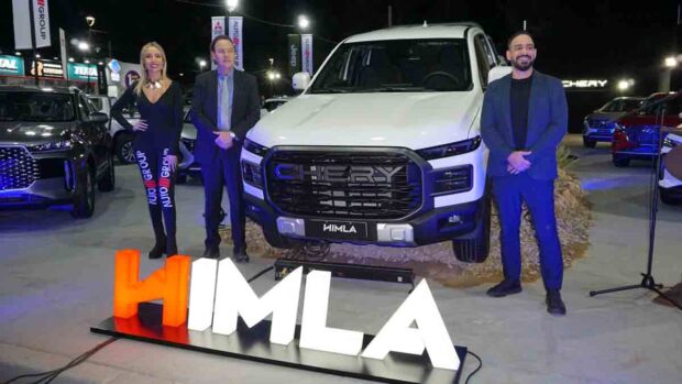 la camioneta Himla