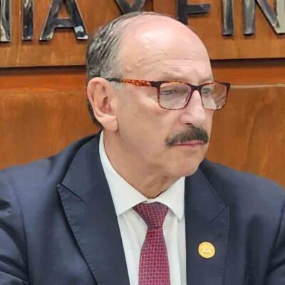 procurador General del Estado, Hugo César León