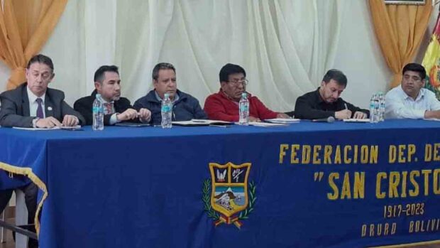diálogo Gobierno y choferes de Oruro