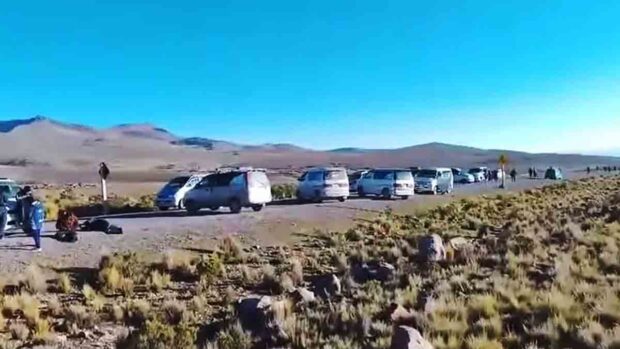 bloqueo de choferes en la ruta La Paz - Oruro