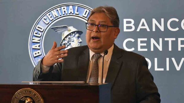 el expresidente del BCB, Edwin Rojas