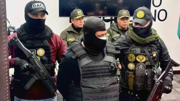 el hombre aprehendido con explosivos