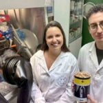 Crean batería en base a pistacho