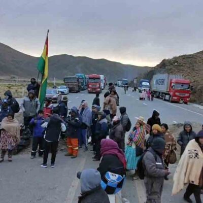 bloqueos en la carretera al occidente