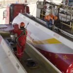 carguío de combustible en la planta de Senkata