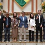 los gobernadores juntos al presidente Rodrigo Paz