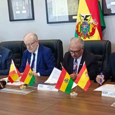firma de convenio ICAM y Cámara Española