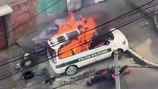 detenidos por quema de vehículos policiales